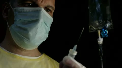 Physician With Syringe 스톡 동영상 12568536