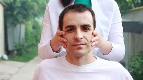 Physiotherapy for adult with neck problems Video stock 24669821