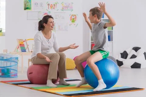 Physiotherapy exercises with stability ball Stock-Fotos