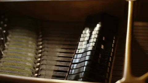 Piano hammers quick strokes of the hammers on the strings 스톡 동영상 108116358