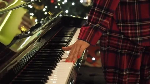 Piano hand Video stock 102998208