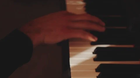 Piano player Video stock 86706037