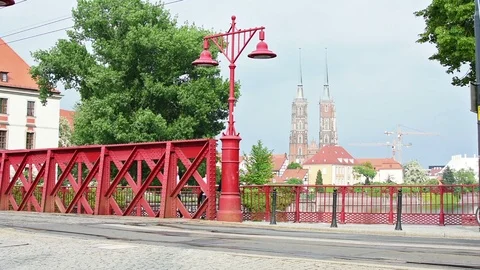 Piaskowy bridge Video stock 89859435