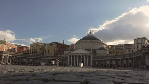 Piazza del Plebiscito in Naples Video stock 81067830