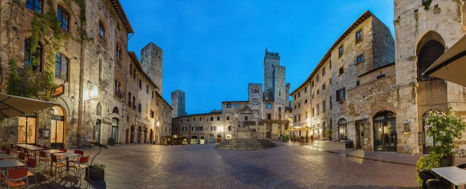 Piazza della Cisterna Stock Photos