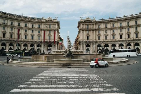 Piazza della Repubblica in mid day. Rome, Italy Foto stock