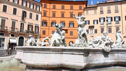 Piazza Navona Stock Footage 75333757