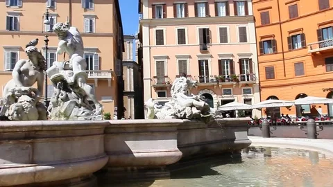 Piazza Navona Stock Footage 75333791