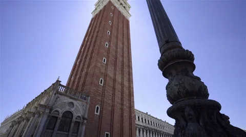 Piazza San Marco with Campanile Vidéo 66064742