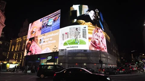 Piccadilly Circus at night 3.09.2024 Stockbeeldmateriaal 283556595
