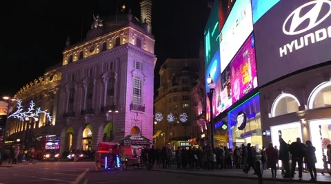 Piccadilly Circus at night (time lapse) Stock Footage 46793971
