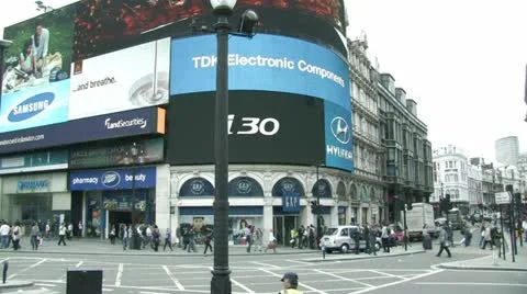 Piccadilly Circus time lapse- buses Stock Footage 12151022