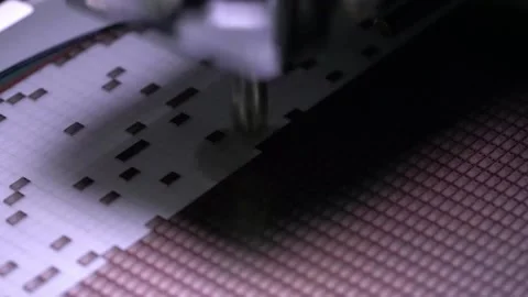 Pick up silicon die  in die attach machine in semiconductor manufacturing, Stock-Footage 167153150
