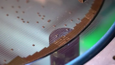 Pick up silicon die in die attach machine in semiconductor manufacturing Stock Footage 167368057