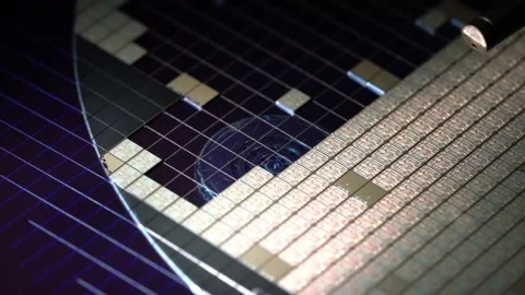 Pick up silicon die  in die attach machine in semiconductor manufacturing, Stock-Footage 167368103