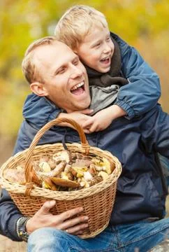 Picking mushrooms Foto stock