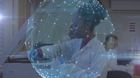 Picking pipette lab tech pipetting into analyzer under digital globe while peers Stock Footage 327711914