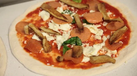 Picking up a pizza Stockbeeldmateriaal 42701951