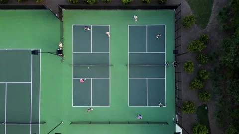 Pickleball two courts slow drop down top view Vídeos de archivo 279958753