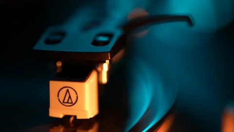 Pickup-head on vinyl Stock Footage 148265011