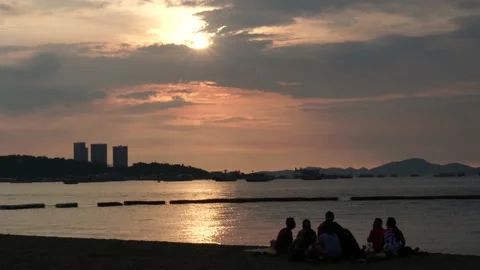 Picnic on a beach during sunset 스톡 동영상 170012689