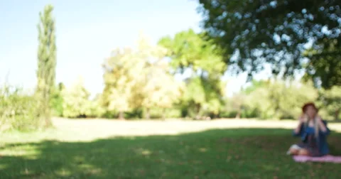 Picnic concept with vegetarian couple in park outdoor Video stock 59575021