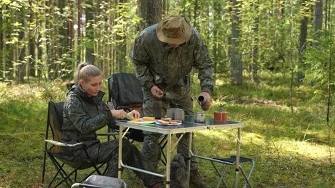 A picnic in nature. Video stock 318979651