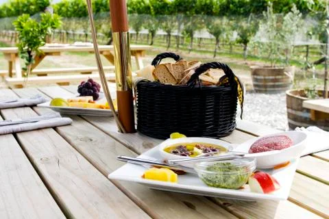 Picnic in vineyard Stock-Fotos