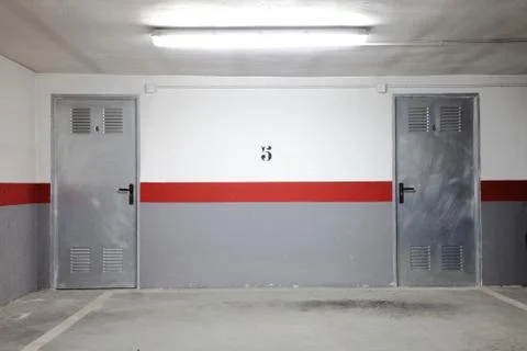 Picture of an empty garage Stock Photos