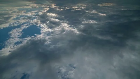 The picturesque clouds cover stream. time lapse Video stock 80372990