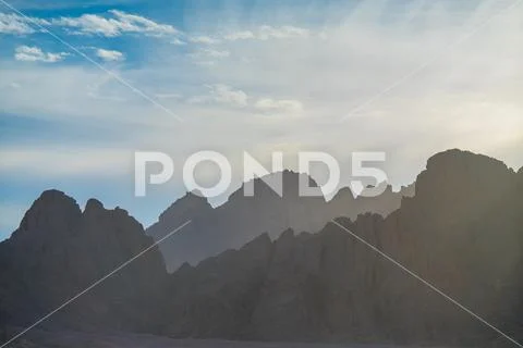 The picturesque mountain on the background cloud Stock Photos