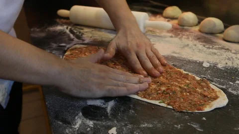 Pide Video stock 129966695