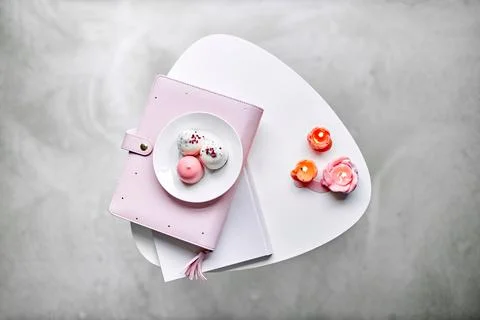 A piece of cake on a plate Foto stock