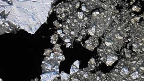 Pieces of ice blocks floating on water Stock-Footage 330230810