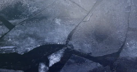 Pieces of ice floes float on the surface Vidéo 223392086