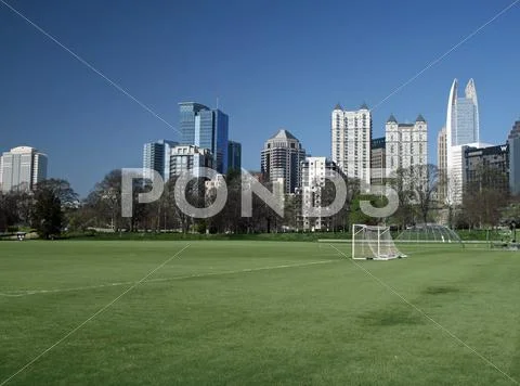 Piedmont Park And Atlanta Skyline Stock Photos