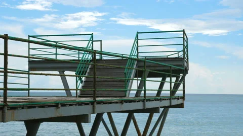 Pier on the beach. Video stock 97289340