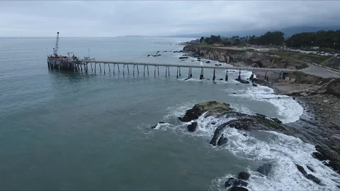 Pier over the ocean 스톡 동영상 98504863