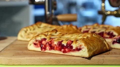 Pies on the rack Stock-Footage 64754254