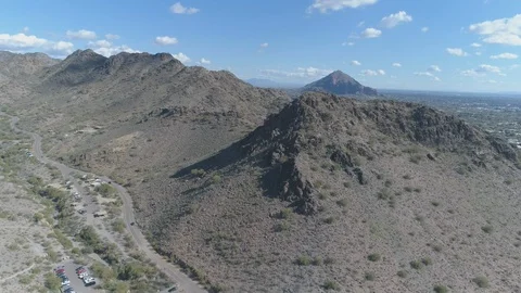 Piestewa Peak &amp; Camelback Mtn 스톡 동영상 91361775