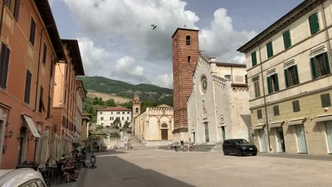 Pietrasanta main square Video stock 130372456