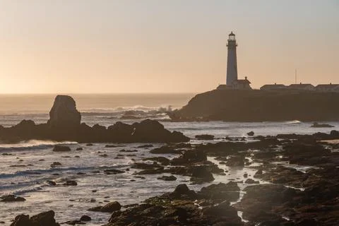 Pigeon Point Lighthouse during Sunset in California Stock-Fotos