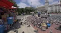 Pigeons flying in Plaza de Catalunya, Barcelona 4k or 4k+ Resolution