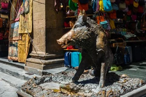Piglet statue in Florence Stock Photos