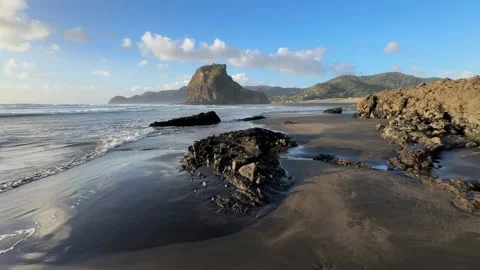 Piha beach Video stock 321586563
