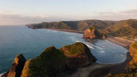 Piha Beach sunset Stockbeeldmateriaal 101764302