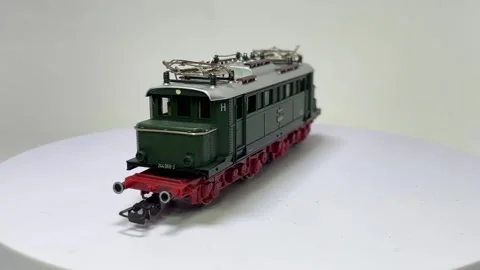 Piko HO scale E44 electric locomotive model from Deutsche Reichsbahn Stock-Footage 324677094