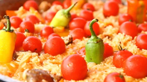 Pilaf with tomato and pepper Stock-Footage 41447335