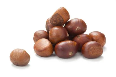 Pile of chest nut isolate over white background Foto stock