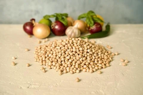 A pile of raw chickpeas Stock Photos